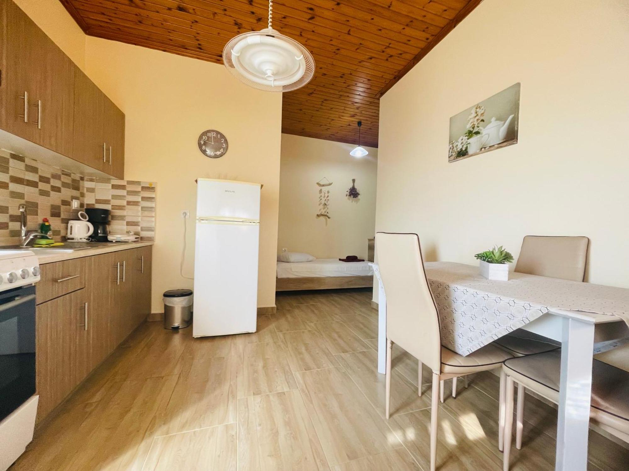 Fergani Apartments Moúdhros Esterno foto